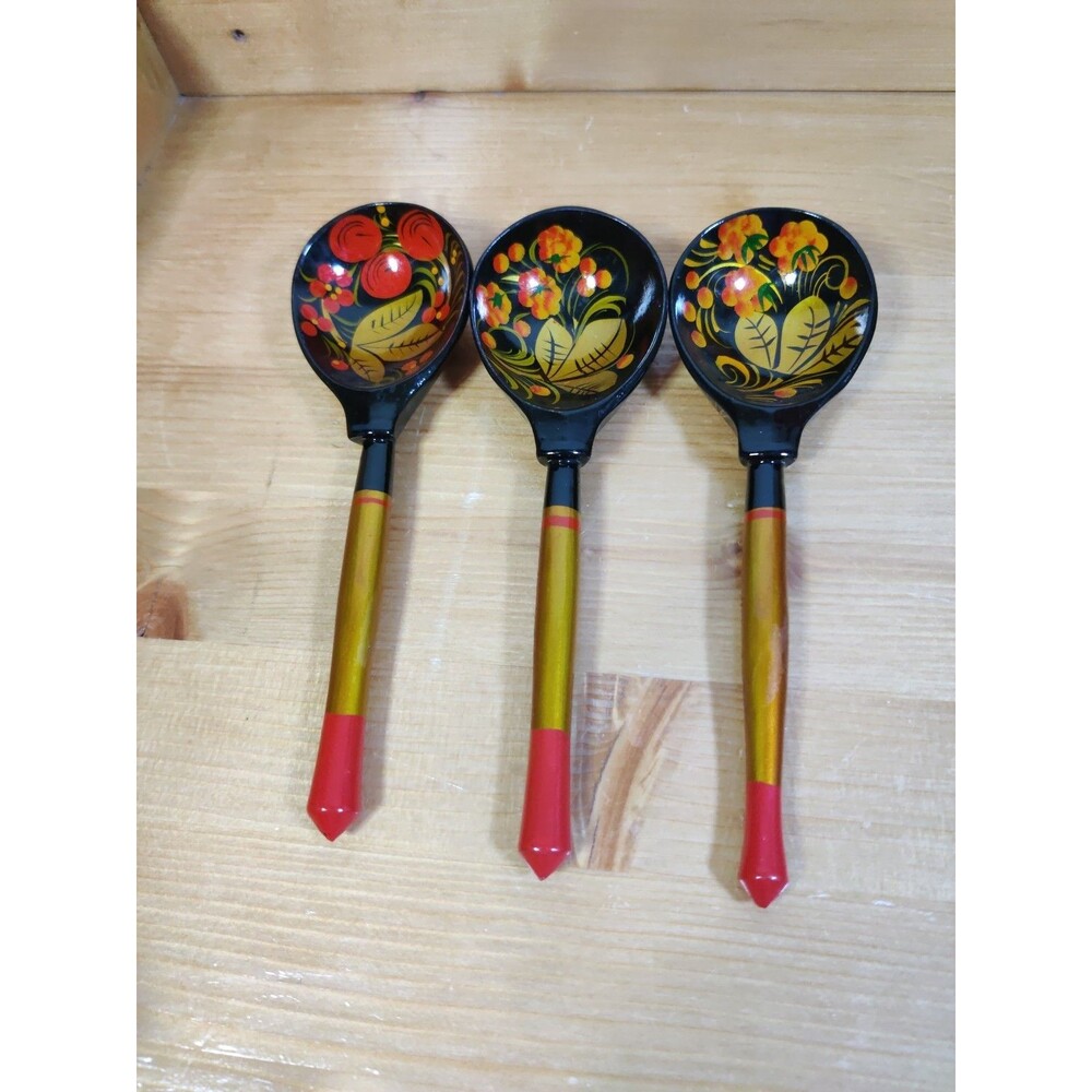 Lot Of 3 RUSSIAN KHOKHLOMA HAND PAINTED LACQUERED WOODEN SPOONS BERRIES 7"